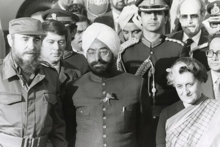 Indira Gandhi, die Verfassungsänderung und die Republik, die nie entstand