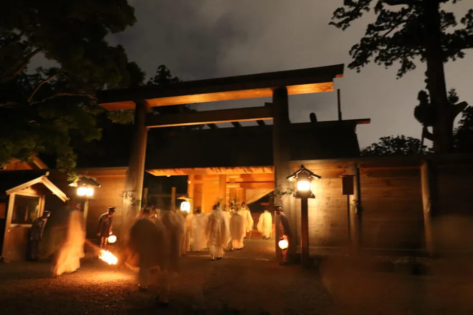 Ise Jingu Shrine, enshrines Amaterasu, the ancestral deity of Japan's ...
