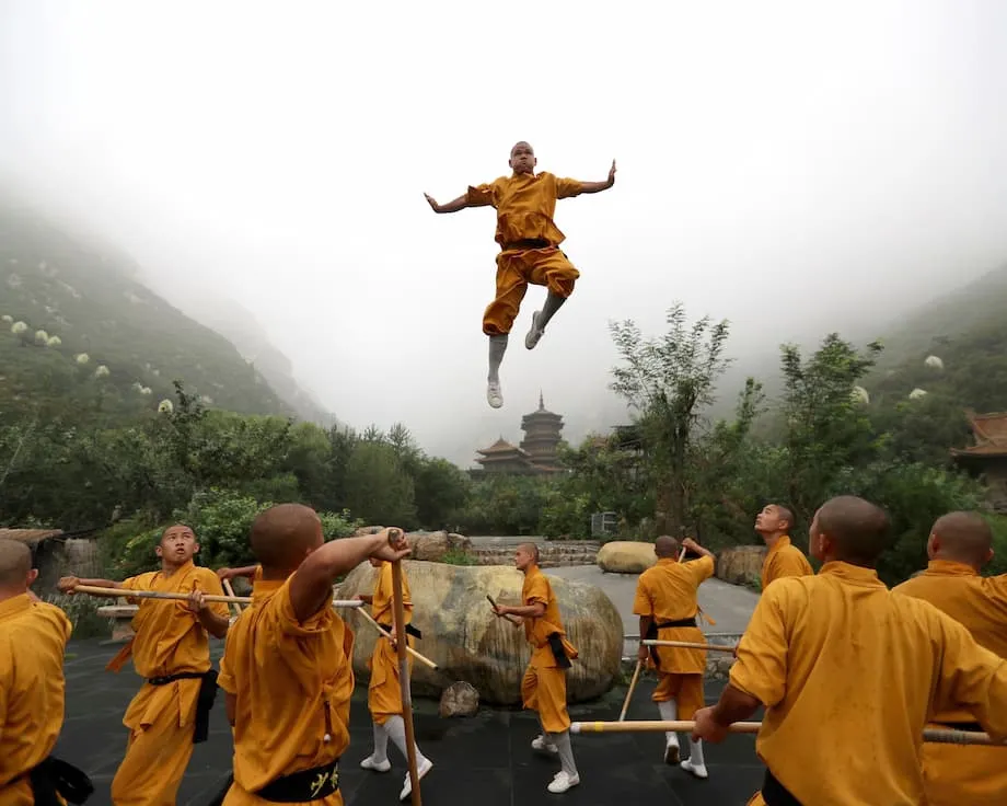 Abt des Shaolin-Tempels Shi Yongxin unter Untersuchung: Veruntreuung, Skandal und die Zukunft einer weltweiten Ikone