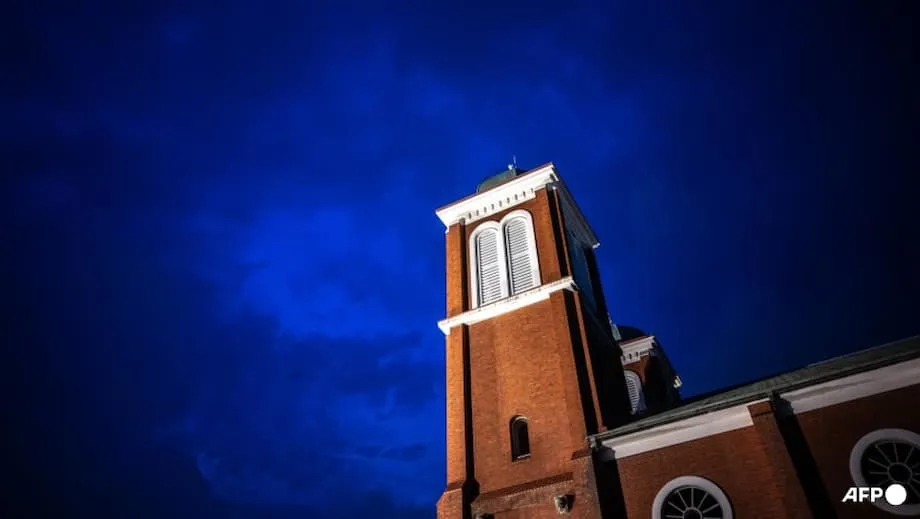 Die Glocken der Kathedrale von Nagasaki läuten gemeinsam: 80 Jahre nach dem Atombombenabwurf erinnert sich die Stadt und ruft zum Frieden auf