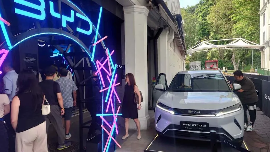 Kursrückgang der BYD-Aktie zeigt Herausforderungen für Chinas führenden Elektroautohersteller