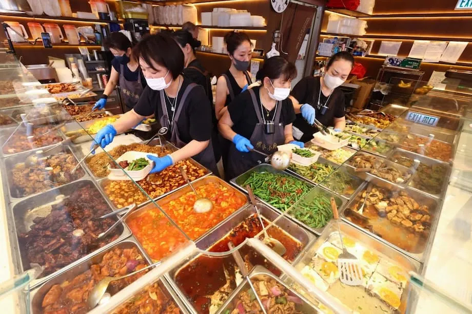 Hongkongs Restaurants kämpfen mit wirtschaftlicher Unsicherheit, während die Zahl der Schließungen steigt