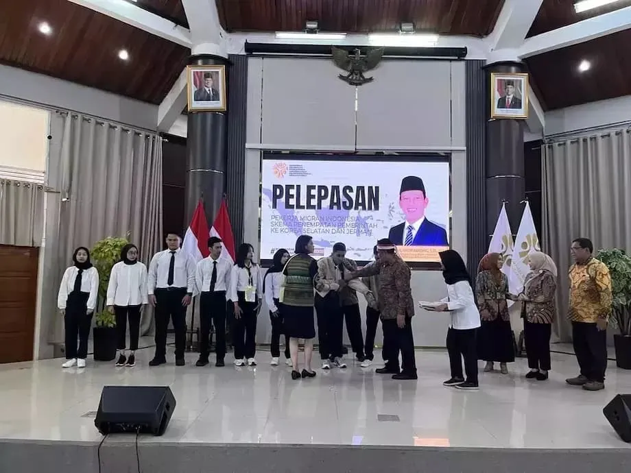 Indonesiens ehrgeiziger Vorstoß, Arbeitskräfte ins Ausland zu entsenden: hohe Gehälter, wirtschaftliche Vorteile und die Herausforderungen