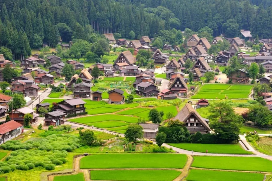 Shirakawago zum schönsten Dorf Asiens gekürt