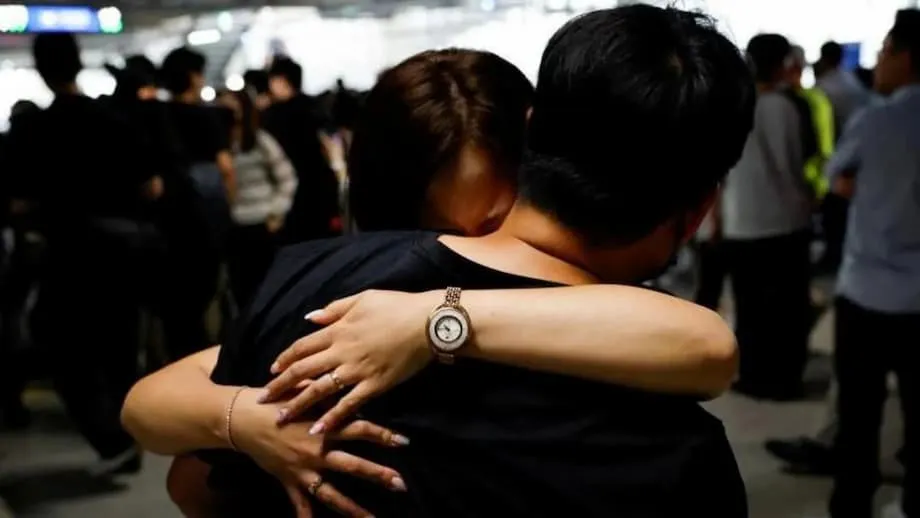 Südkorea untersucht US-Razzia der Einwanderungsbehörde wegen möglicher Menschenrechtsverletzungen