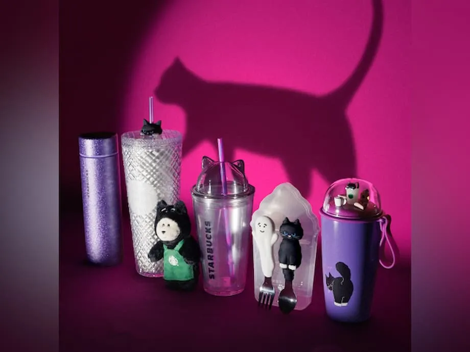 Starbucks Japan präsentiert Halloween-Kollektion 2025 mit schwarzer Katze und Acai-Beeren-Frappuccino