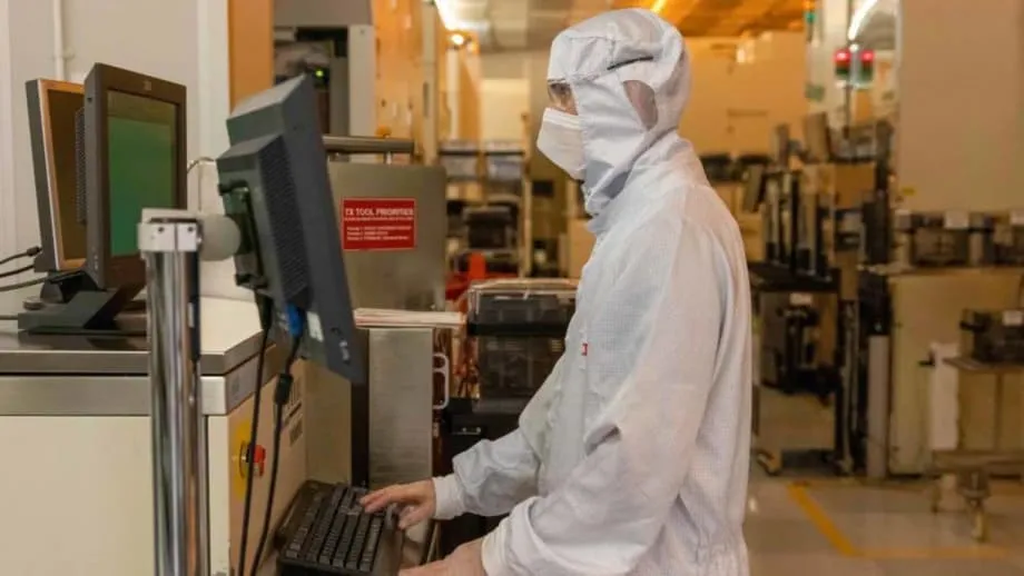Niederlande übernehmen Kontrolle über Nexperia, um Chipversorgung und wirtschaftliche Sicherheit zu gewährleisten
