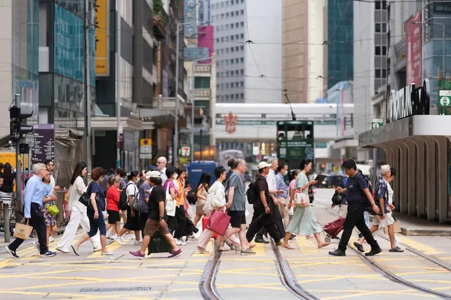 Hongkongs Rentensystem verbessert sich, liegt aber hinter Singapur