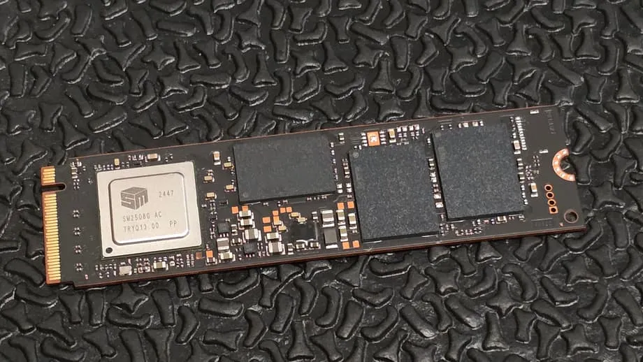 KI-Boom setzt Japans PC-Komponentenmarkt unter Druck: Akihabara-Läden rationieren SSDs, HDDs und RAM
