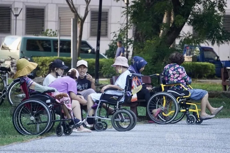 Taiwan must harness tech to ease impact of rapid societal aging: ND…