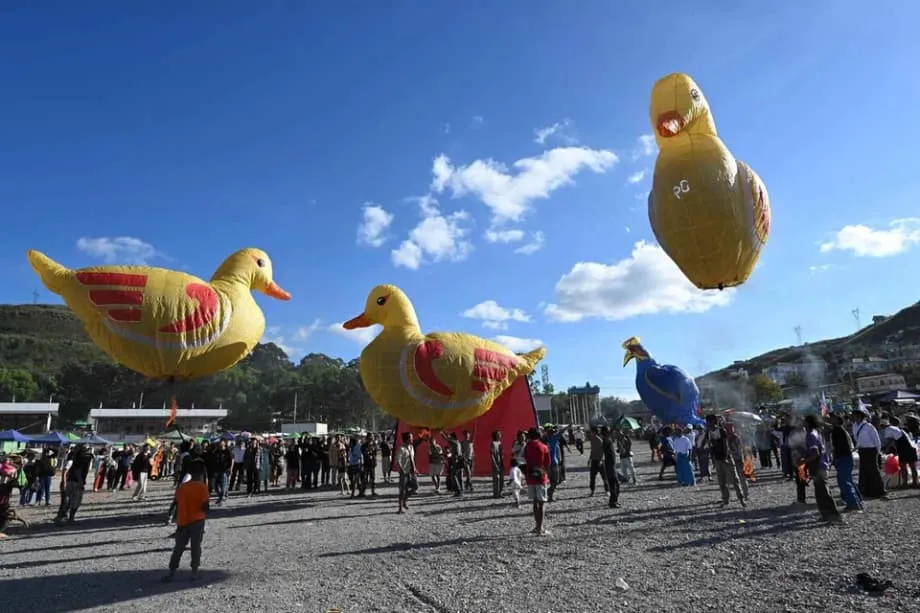 Tradition am Himmel: Myanmars Tazaungdaing-Fest wird fortgesetzt