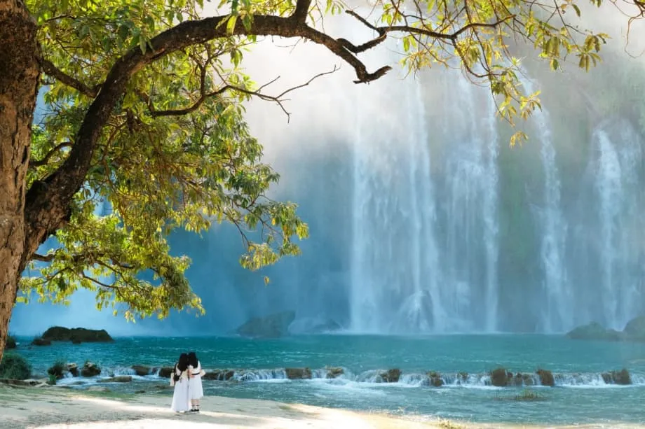 Herbst am Wasserfall Ban Gioc: jadegrünes Wasser, goldene Reisfelder und wichtige Reisetipps