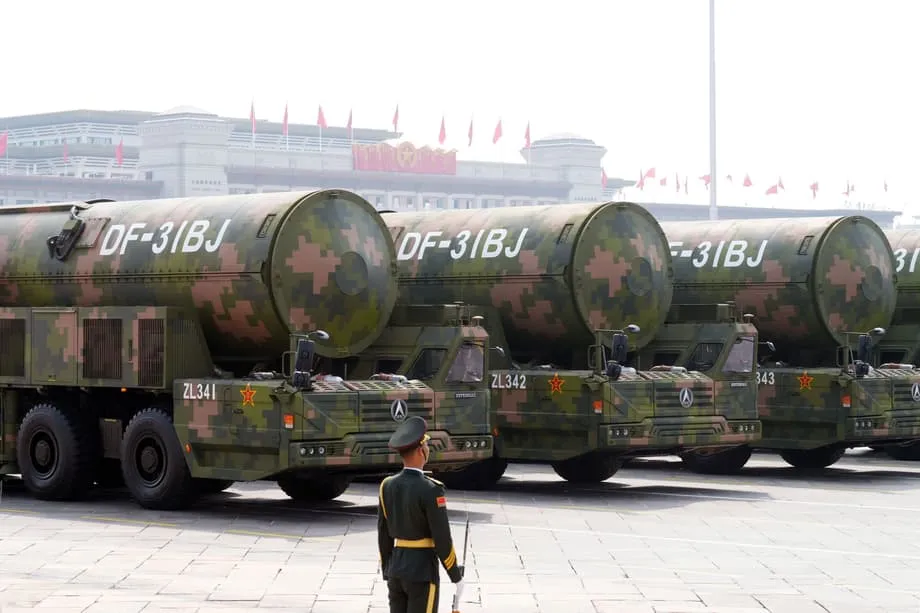 Korruptionsermittlungen treffen chinesische Rüstungskonzerne: SIPRI meldet Umsatzrückgang von 10 Prozent