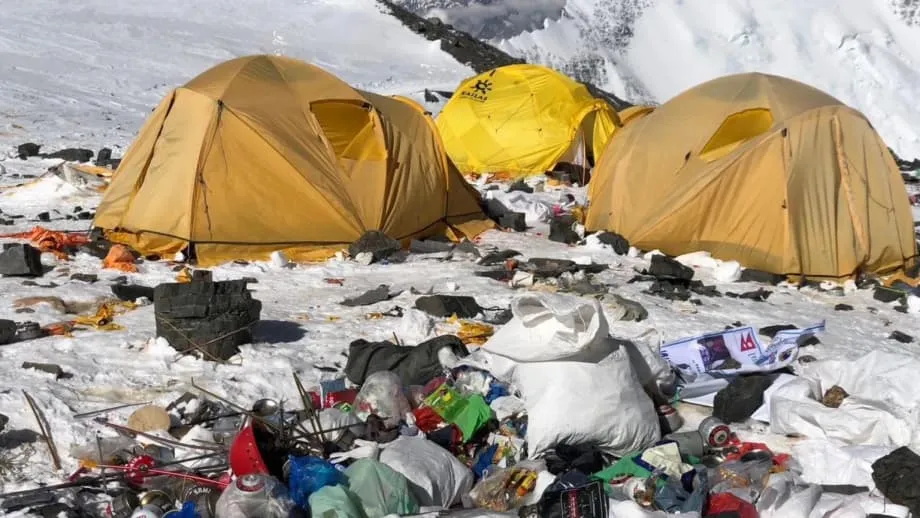 Nepal schafft nach gescheiterter Regelung Müllpfand für Mount Everest ab