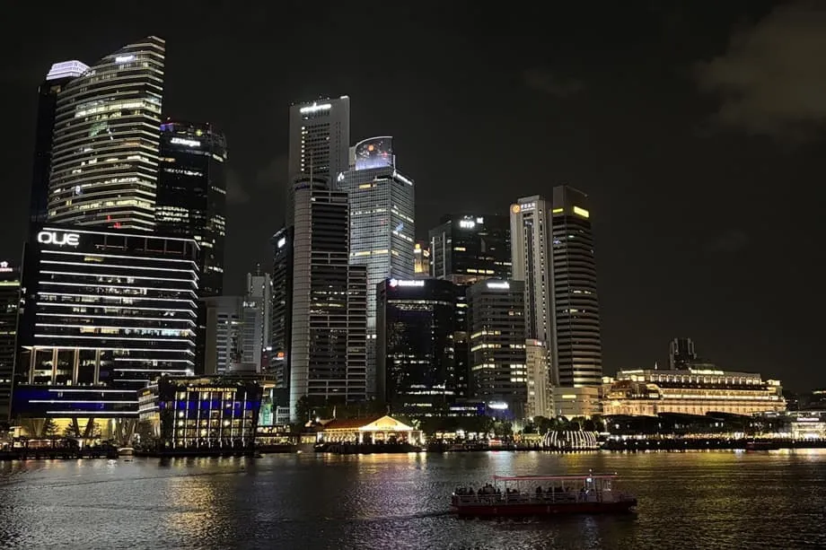 Singapur verschärft den Grenzschutz: Flugverbote sollen Reisende mit erhöhtem Risiko stoppen