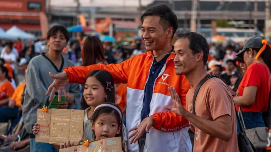 Thailands Volkspartei führt in Umfragen, steht aber vor den bekannten Hindernissen auf dem Weg zur Macht