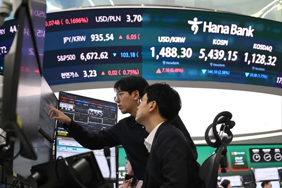 Südkorea und Japan führen weltweiten Börsensturz an, während der Iran-Krieg eine Energiekrise auslöst