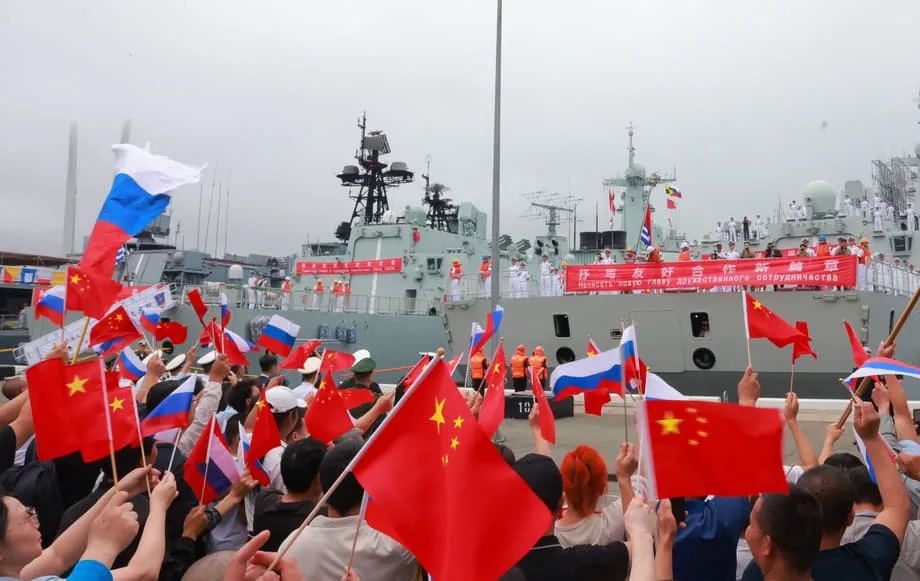 Die koordinierte trans-eurasische Bedrohung: Wie die Partnerschaft zwischen China und Russland Australiens Sicherheit verändert