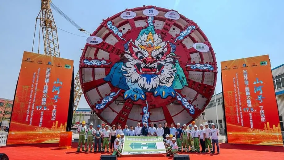 Die gigantische Tunnelbohrmaschine, die Hongkongs Unterwasserautobahn baute