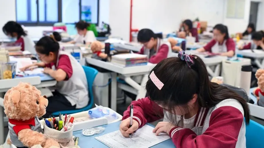 Chinesische Jugendliche greifen zu verschreibungspflichtigen Medikamenten, um dem Prüfungsdruck zu entkommen
