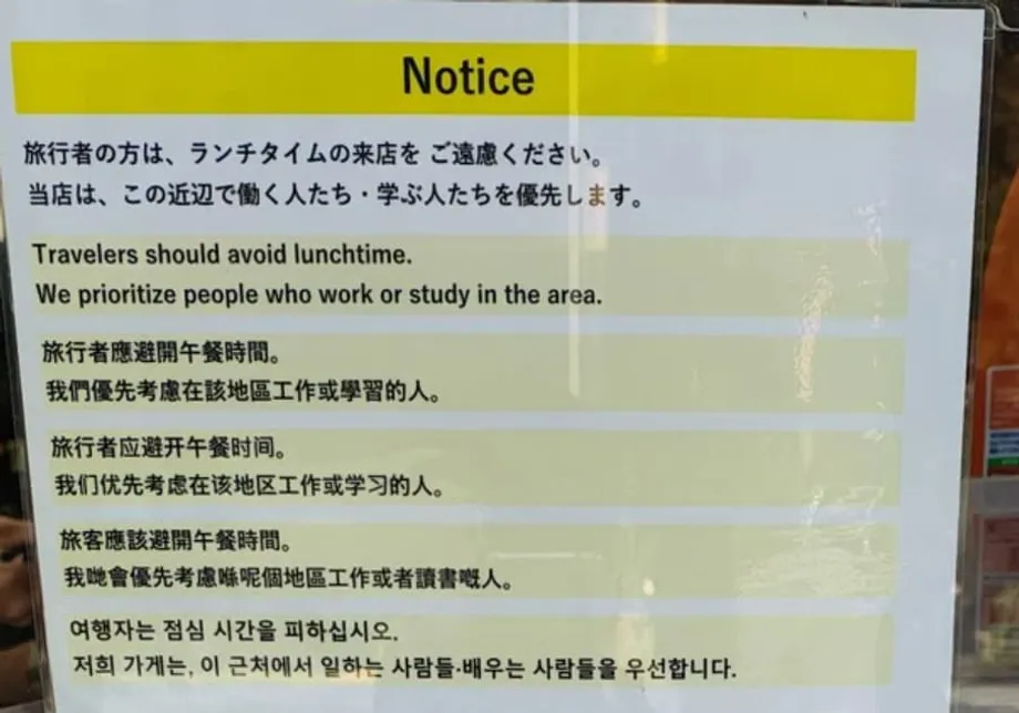 Soba-Kette in Tokio zieht Hinweisschild gegen Touristen zur Mittagszeit zurück – Debatte über Übertourismus flammt auf