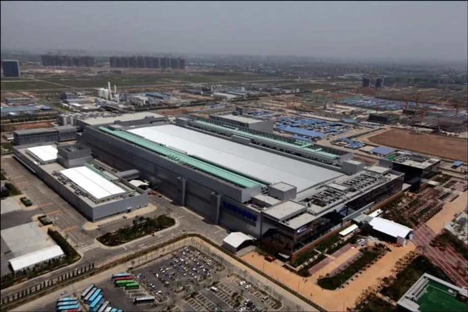 Südkoreanische Chipkonzerne bauen China-Investitionen aus, während sich die KI-Speicherkrise verschärft