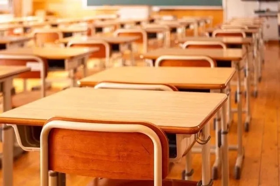 Südkoreas Schulen sagen Sportveranstaltungen und Ehrungen ab, während Lehrkräfte unter „Gapjil“ überfürsorglicher Eltern leiden