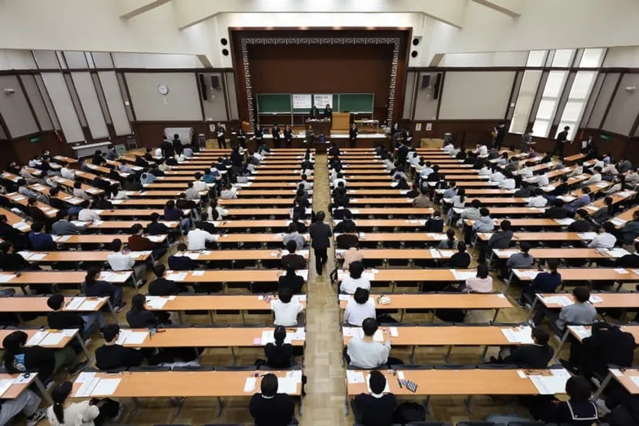 Japans private Hochschulen stehen angesichts der sich verschärfenden Finanzkrise vor einem Wendepunkt