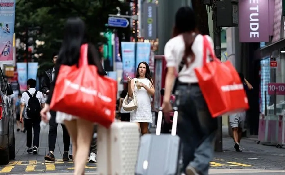 Schwacher Won und K-Beauty-Boom machen Seoul zum Einkaufsparadies für chinesische Touristen
