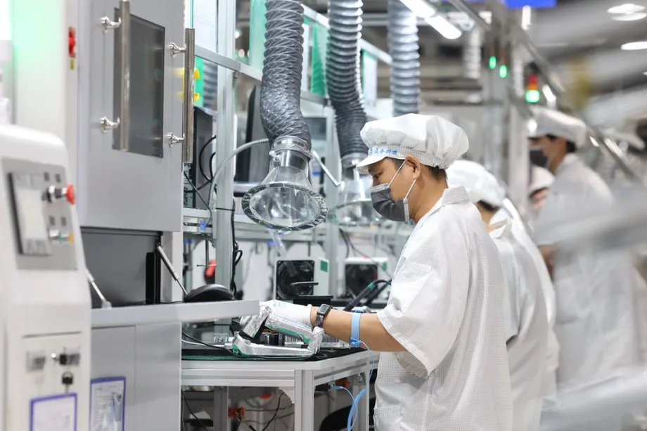 China's Industrial Profits Rise 15.5% as AI Boom Widens the Gap Between Sectors