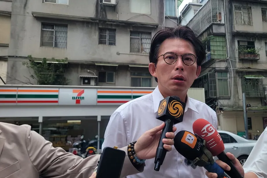 Taiwan senior health subsidy dispute deepens over medical aid, funding and legal procedure